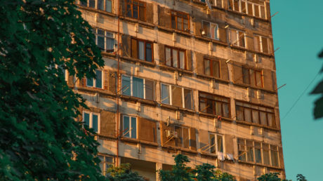 Деревянные многоэтажки в России: не фантастика, а близкое будущее! Когда ждать первые дома?